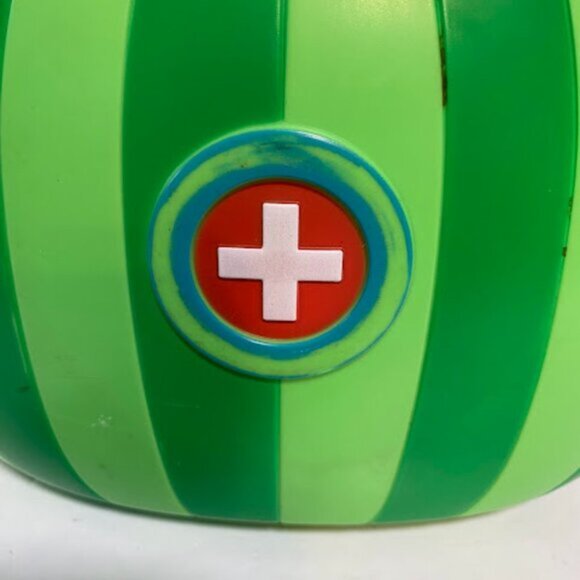 Cocomelon Musical Watermelon Doctor Kit Carry Case - Picture 4 of 9